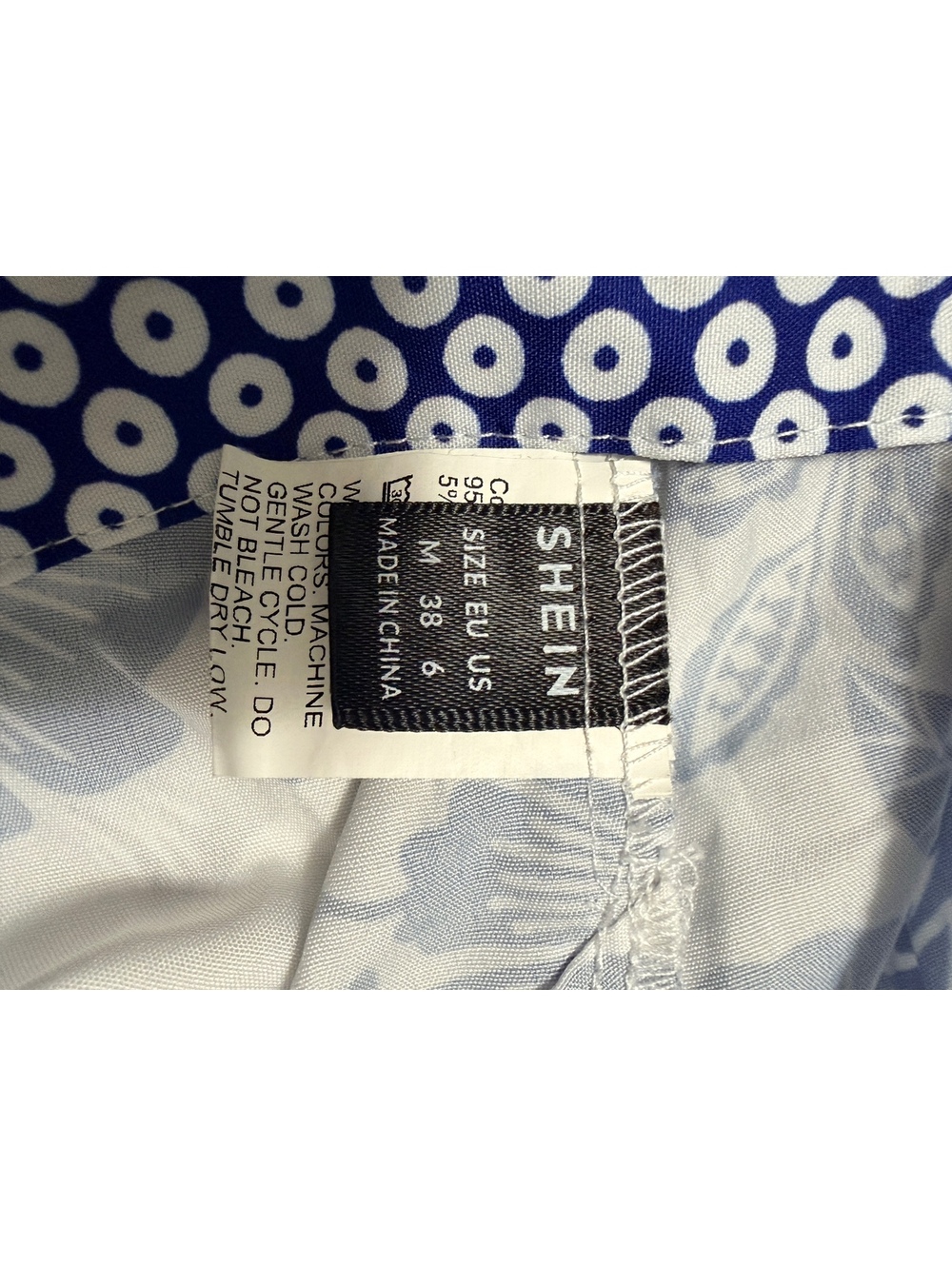 Tropical Vacay Rdy Women's Blue and White Floral Print Romper with Button Detail - Picture 7 of 8